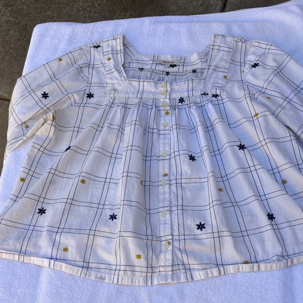 Madewell Girls White Plaid Button-Front Top with Navy & Gold flowers .